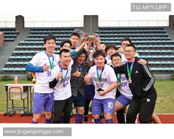 足球与娱乐的交汇点明星们的精彩瞬间混剪合集